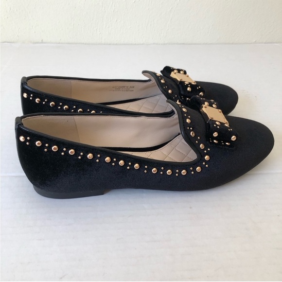 Cole Haan women's Tali bow stud velvet loafer, black 6.5B - Picture 6 of 13